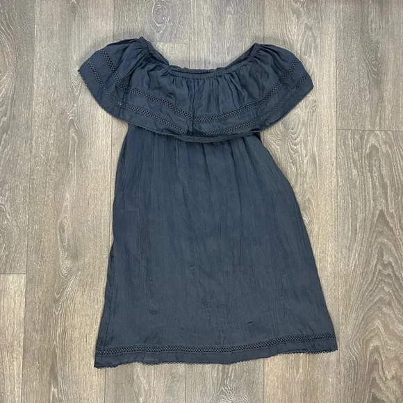 Aritzia Wilfred Emmie Mini Dress Lace Off the Shoulders Eyelet Blue size XXS - Picture 2 of 16